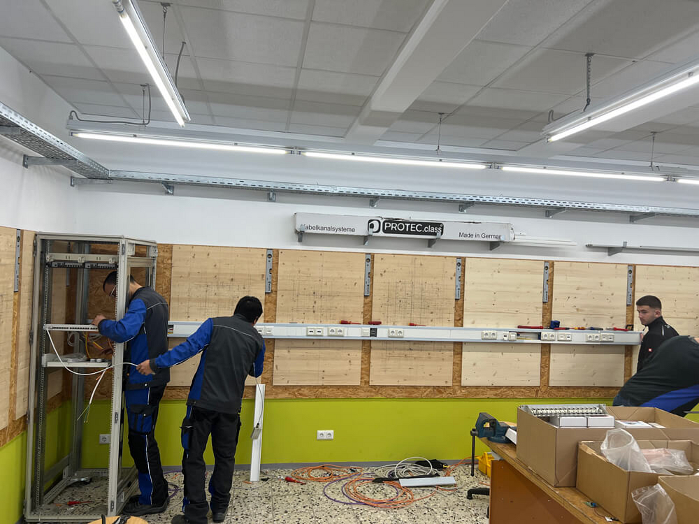 Einblick in die Lehrwerkstätten bei HBS